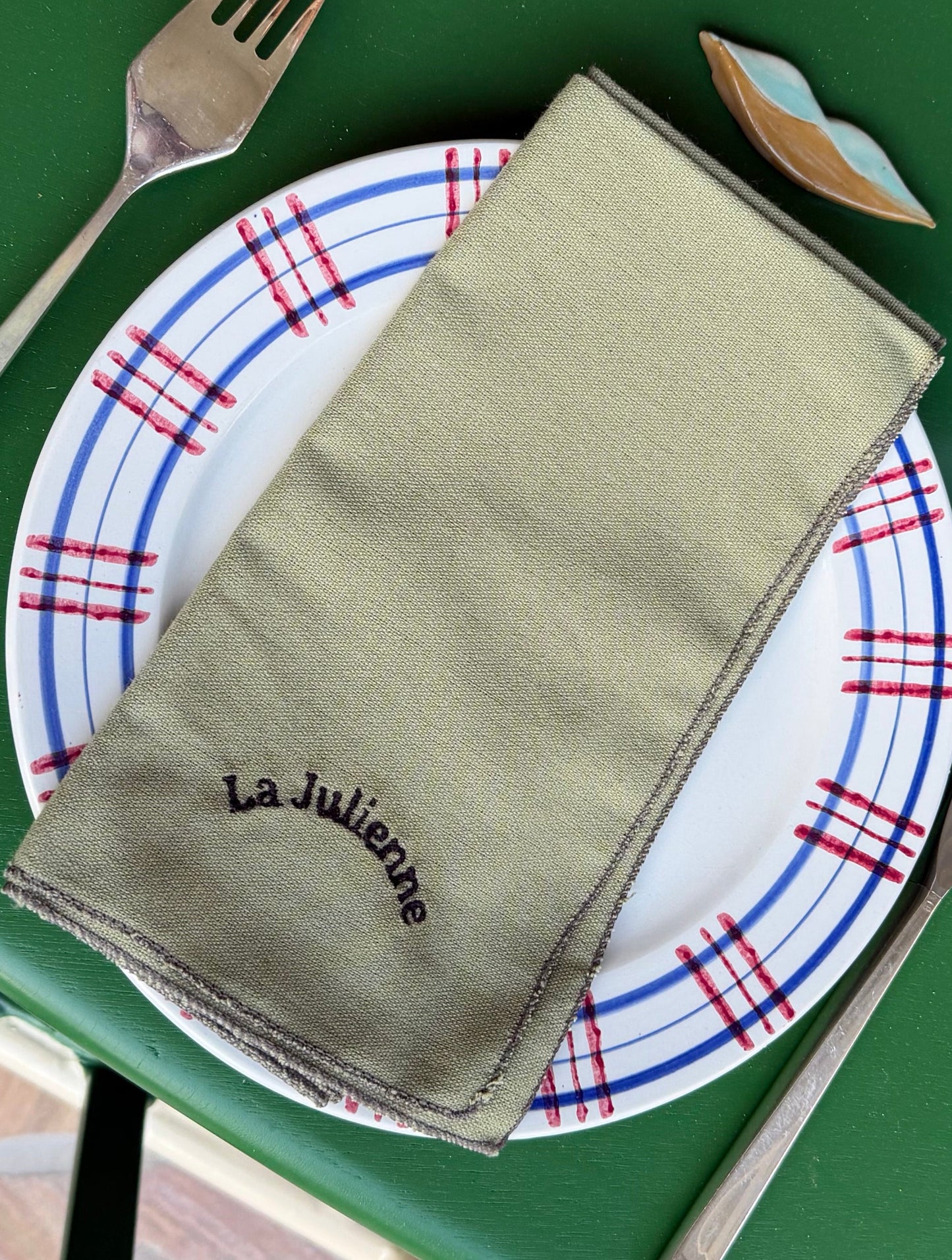 Serviettes de table brodées
