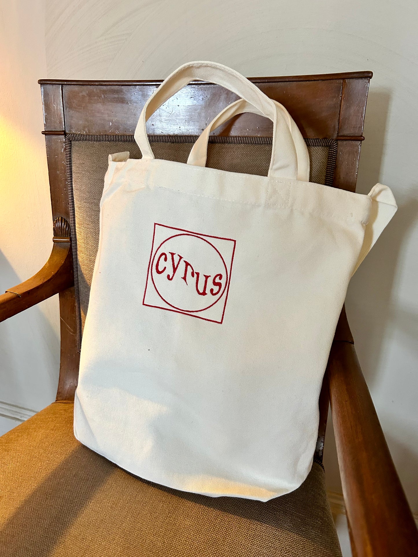 Tote bag Cyrus