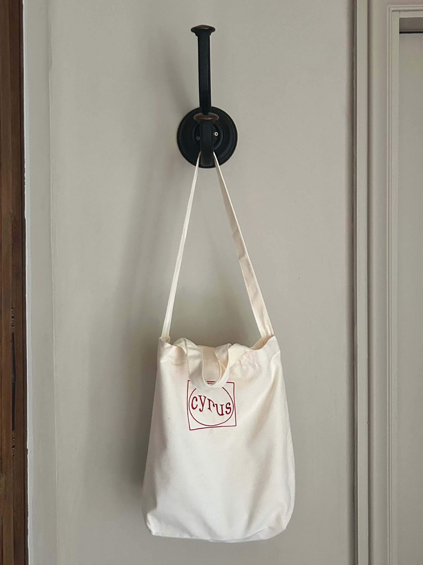 Tote bag Cyrus